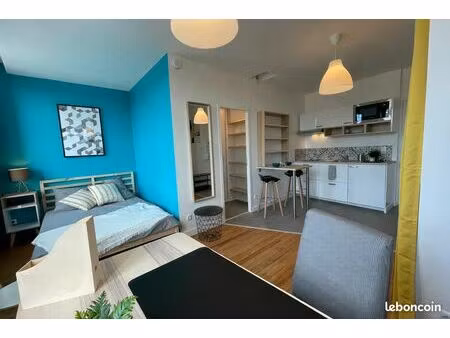 studio cosy 18 m² proche place napoléon et gare  prêt à vivre