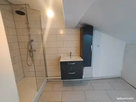 t3 à louer 82 m2 terrenoire