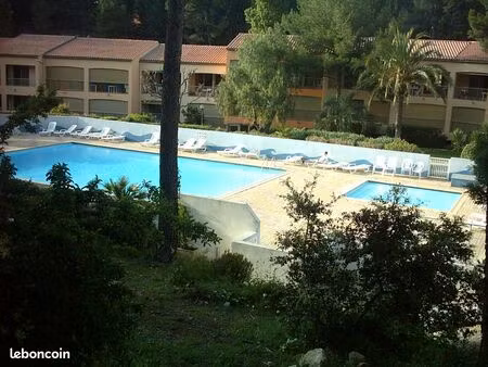 studio meublé dans résidence sécurisée