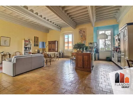 location appartement 4 pièces 148 m² à charly (69390)