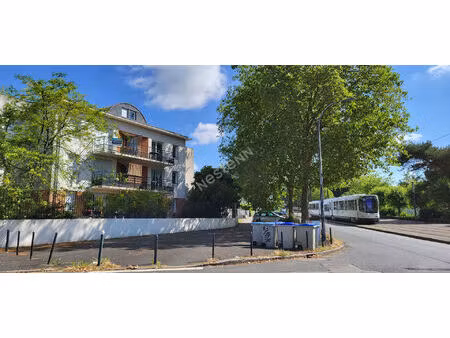 nantes jonelière : exclusivité ! superbe t4 meublé  en duplex et dans une petite résidence