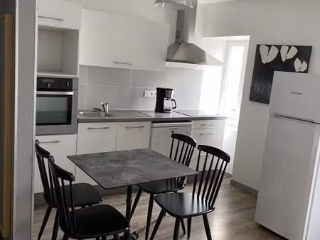 montbrison - f2 meublé en centre ville