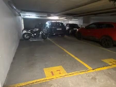 garage parking à louer paris