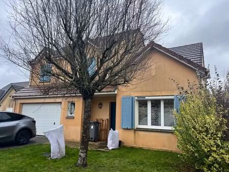 a louer - pavillon individuel avec jardin clos et double garage à mesnil-esnard