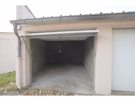 location garage 16 m² à saint-symphorien-d’ozon (69360)