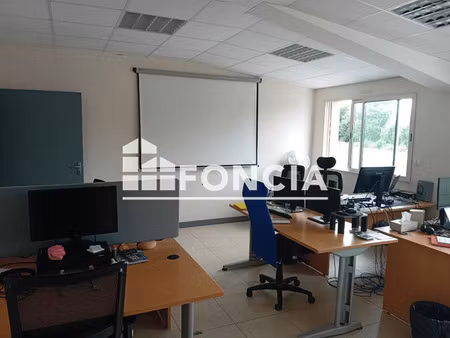 local commercial à louer - bessines