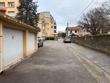 location box garage – proche centre-ville valence