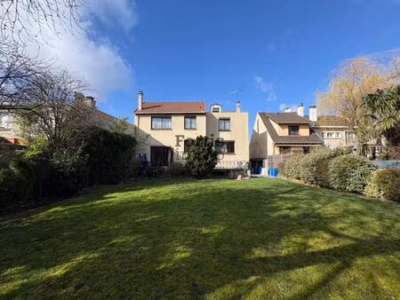 bagnolet - quartier des fleurs - maison 265 m² avec jardin