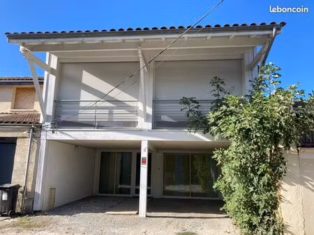 location 4 pièces 98 m2 à eysines