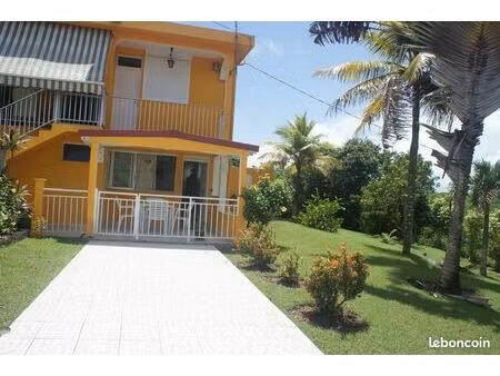 location bas de villa avec jardin privé