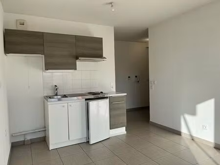 vente appartement 2 pièces 34 m² oullins-pierre-bénite (69310)