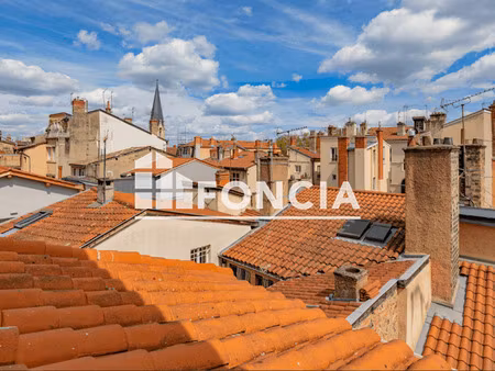 charmant t2 rue saint georges