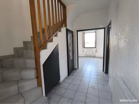 ? à louer – duplex t3 70 m² à villars