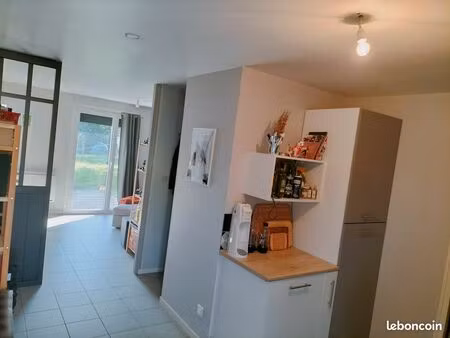 location la chaize le vicomte