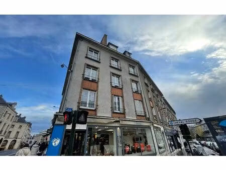 location appartement  67.64 m² t-2 à orléans  770 €