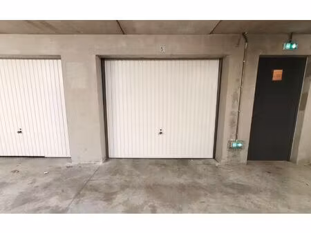 stationnement saint-martin-d'hères 15.3 m² t- à vendre  16 000 €