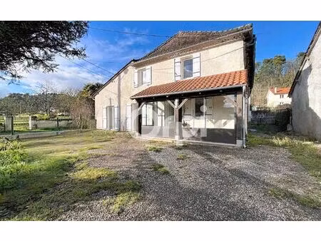 maison douzillac m² t-5 à vendre  169 900 €