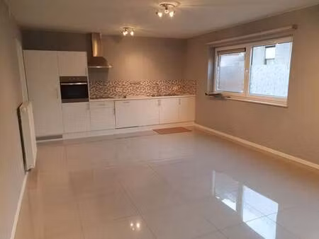 appartement à louer à leuze-en-hainaut € 650 (ll2fa) - primmo péruwelz | zimmo