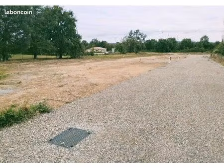 terrains à bâtir de 809 à 1641 m2