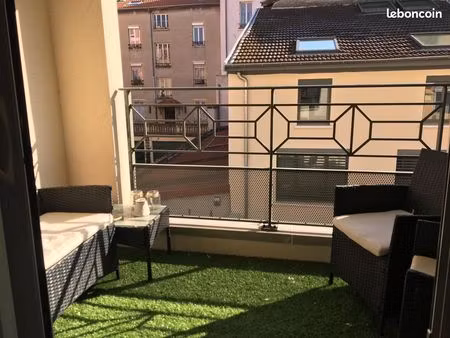 à louer – t3 meublé – oullins – rue de la république