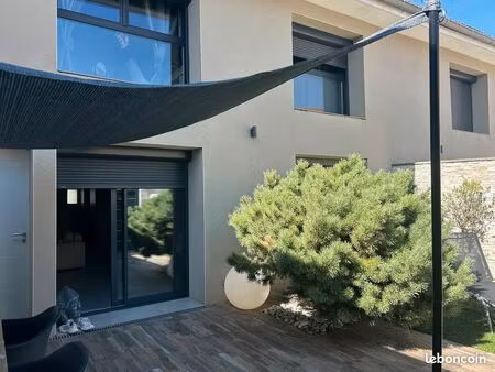 rillieux centre village maison de ville 6 pièces