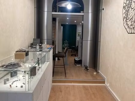 local commercial lyon6   location sans droit au bail