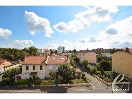 appartement 3 pièces 64 m²