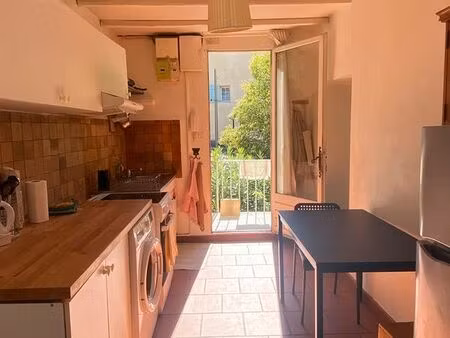 grand studio ensoleillé