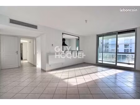 appartement 3 pièces 65 m²