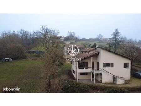 villa 7 pièces 134 m²