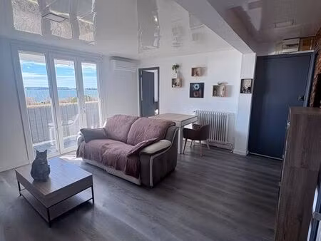 t4 rénové dernier étage – vue exceptionnelle étang de berre – 67 m² – 215 000