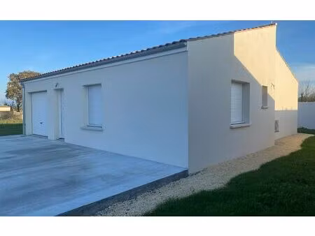maison saint-agnant m² t-4 à vendre  265 000 €