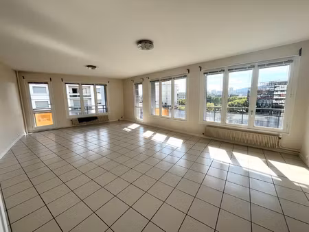 t4 145 m2 rue bonnabaud