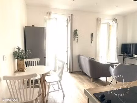 appartement 3 pièces 42 m²