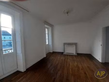 location appartement 3 pièces à redon (35600) : à louer 3 pièces / 51m² redon