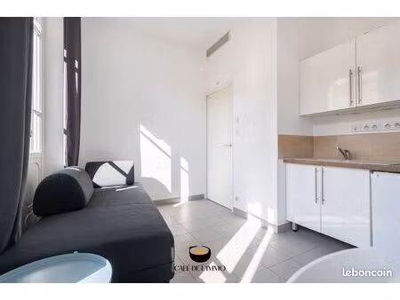 studio 1 pièce 19 m²