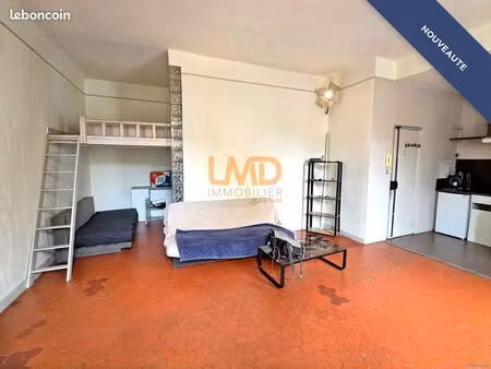 studio 1 pièce 34 m²