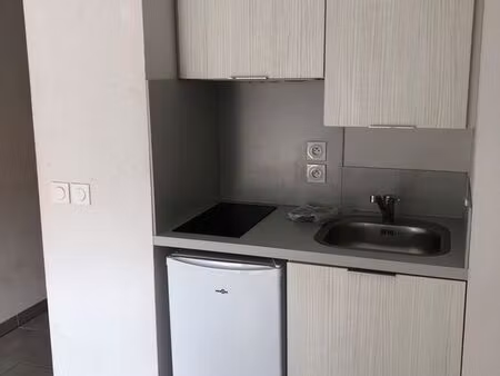 studio 1 pièce 19 m²