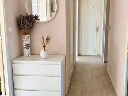 t3 63 m² rénové – lumineux  sans vis-à-vis  parking