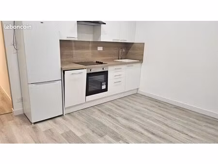 maison 2 pièces 102 m²
