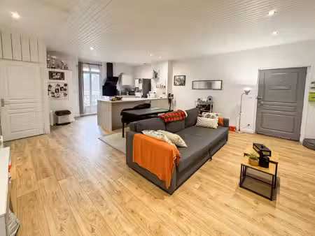 le temple - appartement t3 de 68 m2 au centre ville