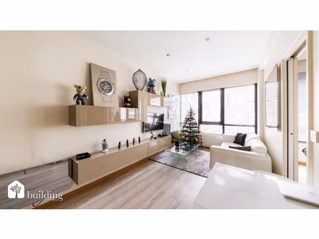 à vendre - levallois-perret - appartement 2 pièces décoré par architecte de 38 m²