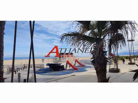 studio/cabine vue mer