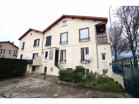 joli studio idéalement situé à drancy