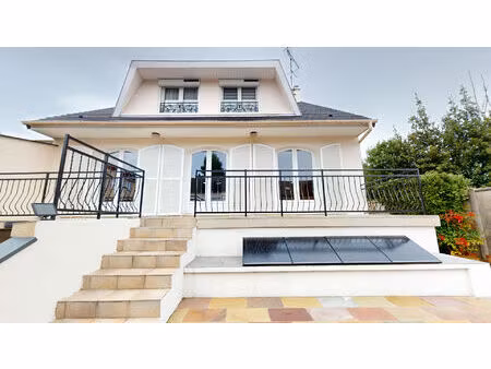 maison bois d'arcy 6 pièce(s) 142 m² hab  4 chambres  s/sol total de 90 m².