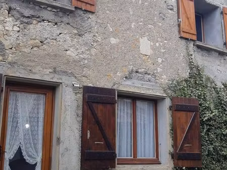 situé à seulement 15 km d'ax les thermes à prades.