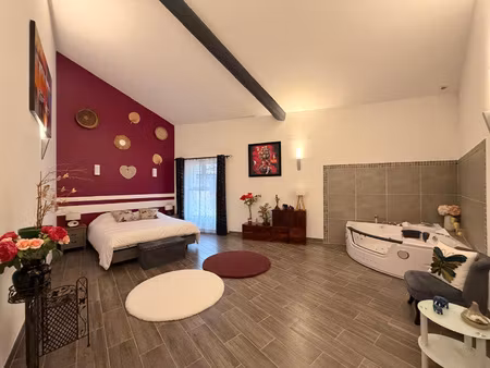 fournes splendide maison de village de 185m2 avec terrasses