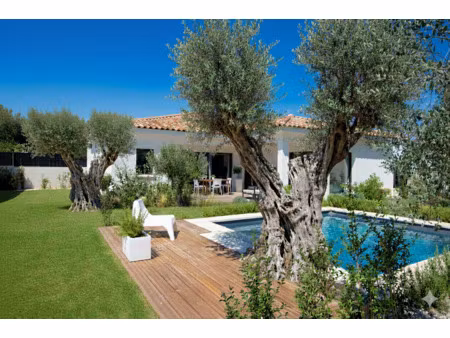 vente maison pourrières (83910)