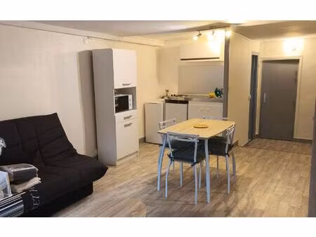 location appartement  m² t-1 à la ferté-sous-jouarre  520 €