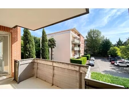 location appartement  m² t-3 à toulouse  797 €